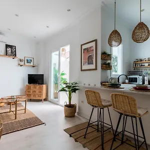 Oasis Con Patio Y Encanto En Centro Sevilla